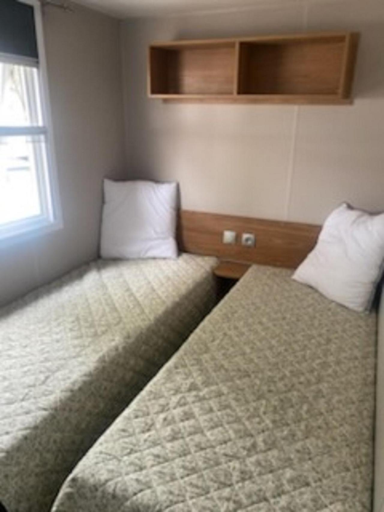 Mobile Home For You Canet-en-Roussillon Esterno foto